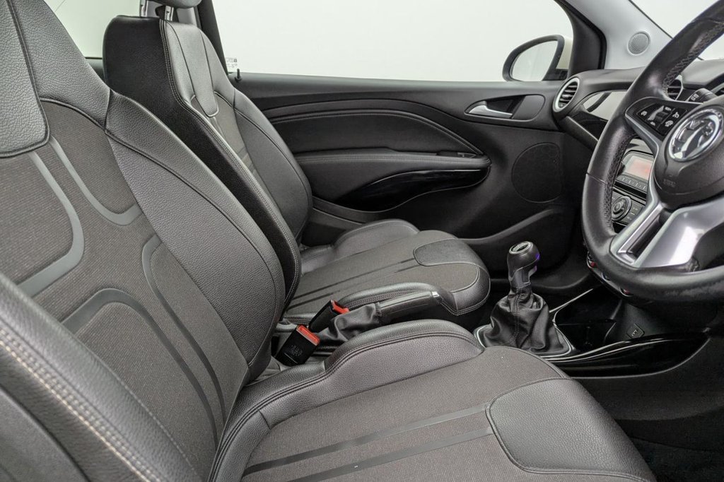 Used Vauxhall ADAM 2017 for sale - 77212250: Photo 3