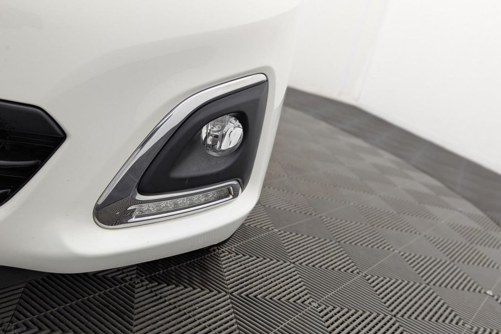 Used Peugeot 108 2016 for sale - 77212272: Photo 40