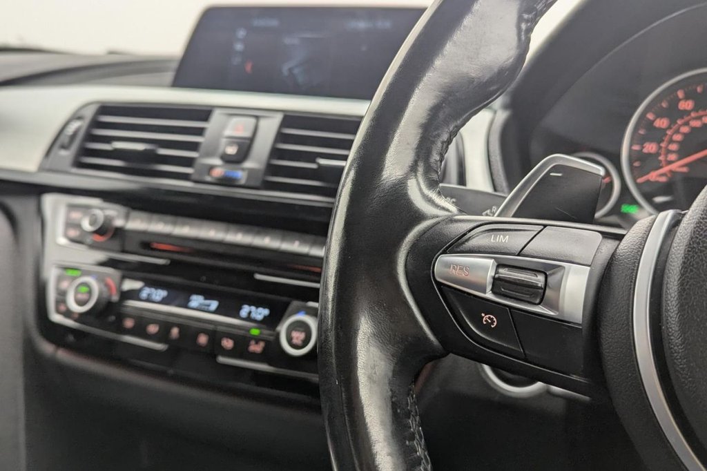 Used BMW 3 Series 2018 for sale - 77654847: Photo 14