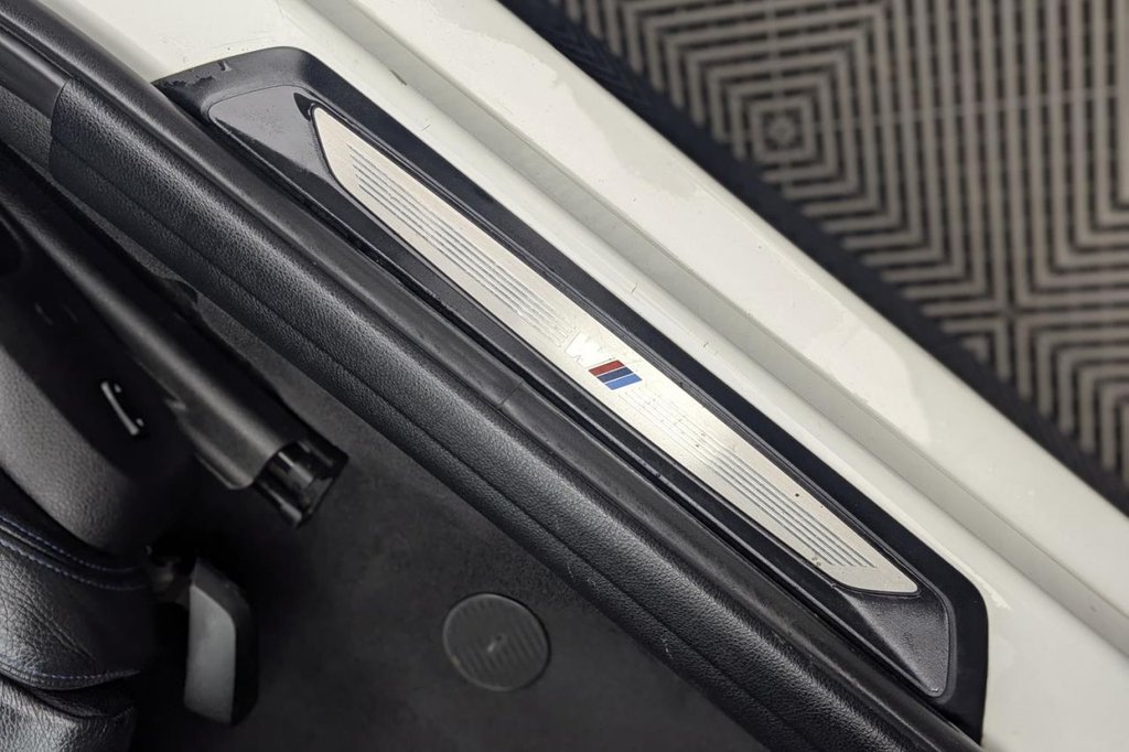 Used BMW 3 Series 2018 for sale - 77654847: Photo 28