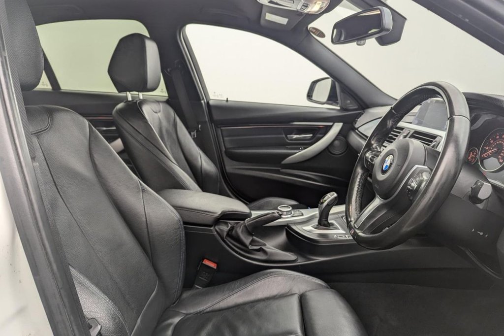 Used BMW 3 Series 2018 for sale - 77654847: Photo 3