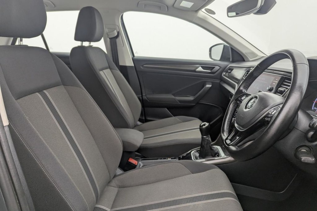 Used Volkswagen T-Roc 2019 for sale - 77967619: Photo 3