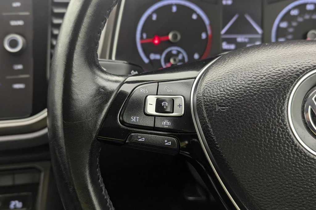 Used Volkswagen T-Roc 2019 for sale - 77967619: Photo 32