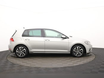 Used Volkswagen Golf 2020 for sale - 77464067: Photo