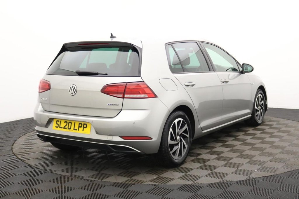 Used Volkswagen Golf 2020 for sale - 77464067: Photo 3