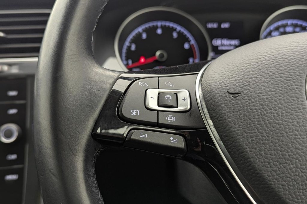 Used Volkswagen Golf 2020 for sale - 77464067: Photo 35