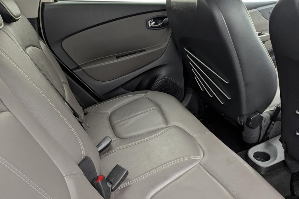 Used Renault Captur 2016 for sale - 77850119: Photo 17