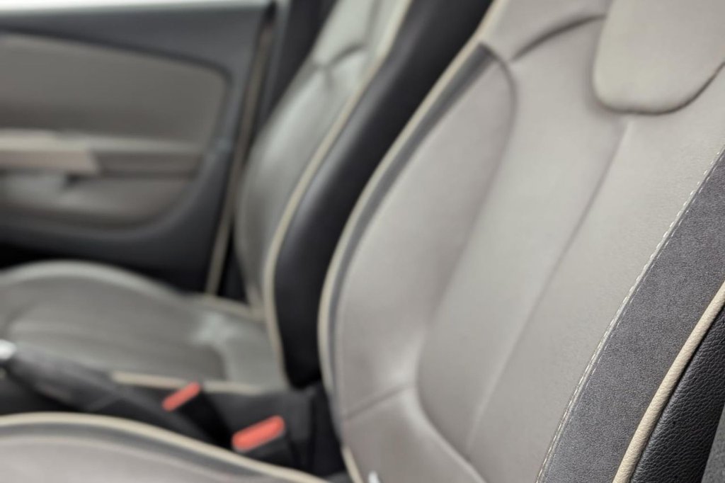 Used Renault Captur 2016 for sale - 77850119: Photo 28