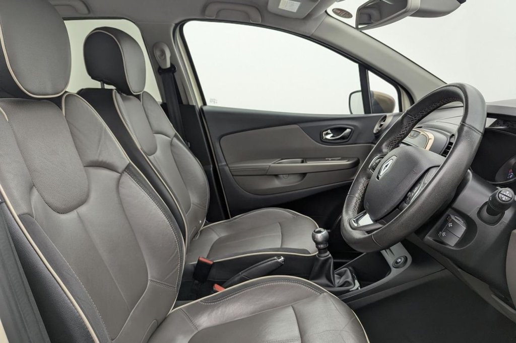 Used Renault Captur 2016 for sale - 77850119: Photo 3