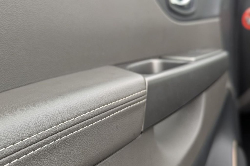 Used Renault Captur 2016 for sale - 77850119: Photo 31