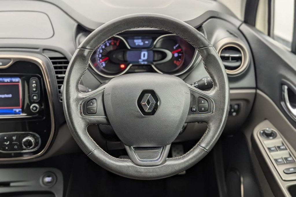 Used Renault Captur 2016 for sale - 77850119: Photo 33