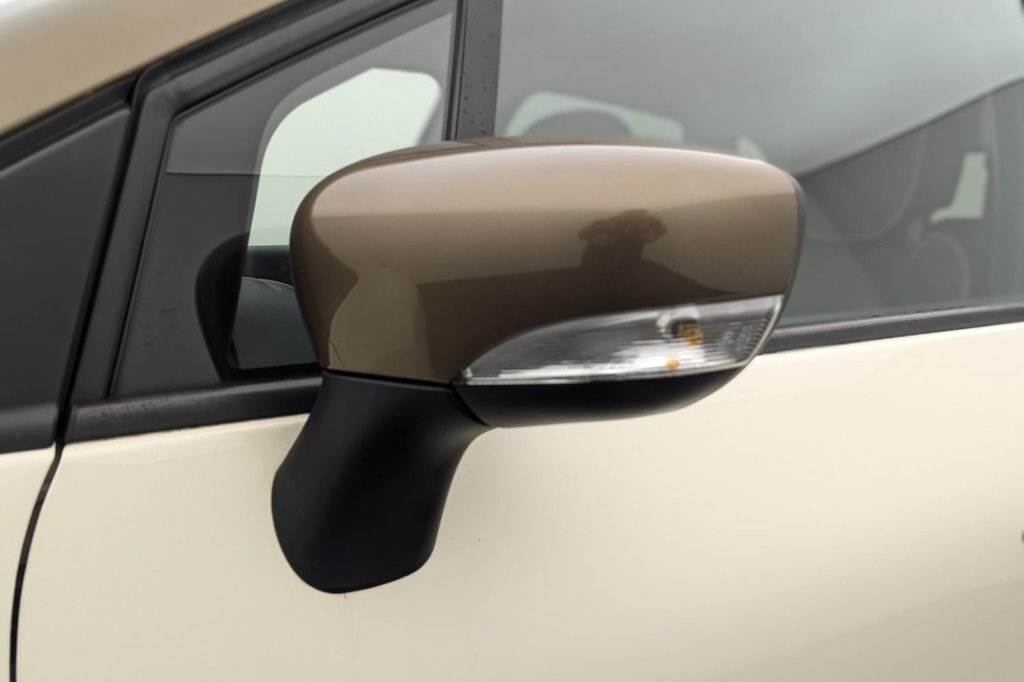 Used Renault Captur 2016 for sale - 77850119: Photo 40