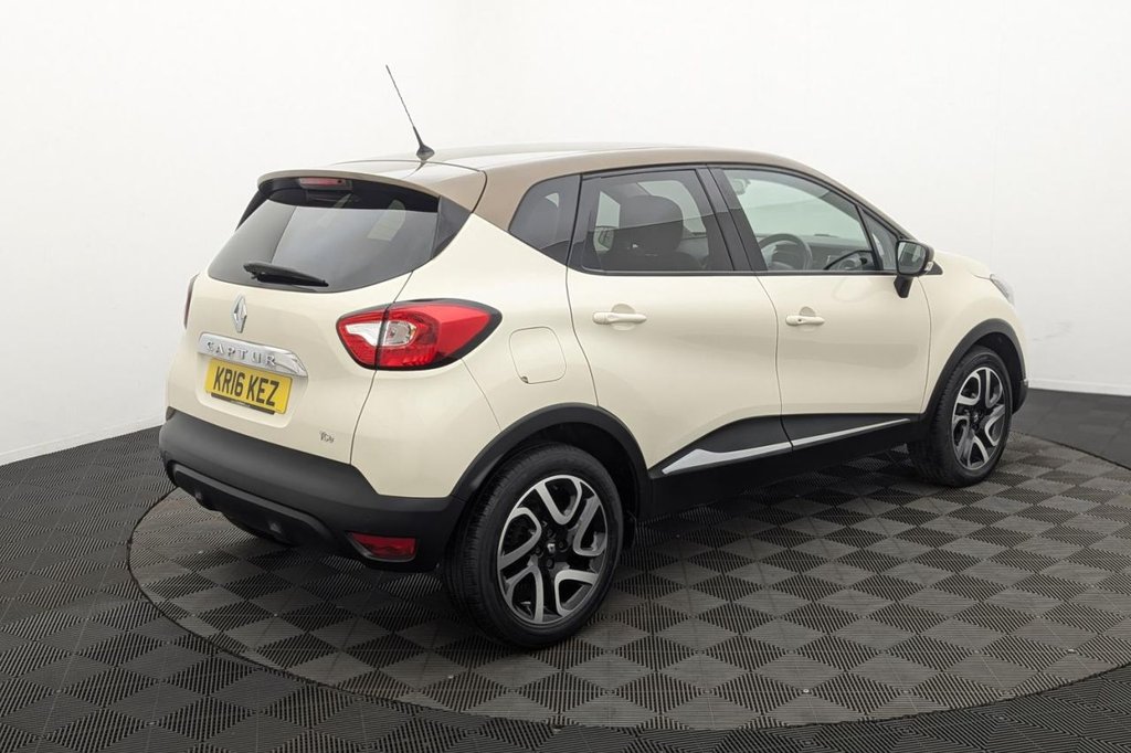 Used Renault Captur 2016 for sale - 77850119: Photo 42
