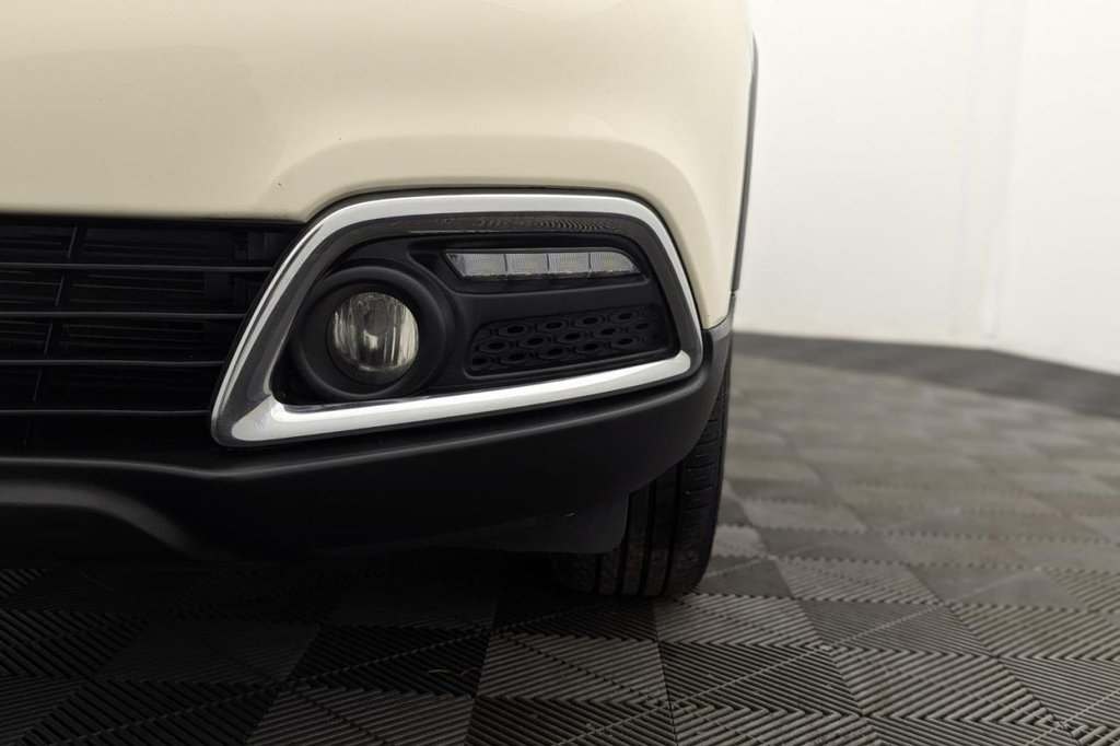 Used Renault Captur 2016 for sale - 77850119: Photo 47