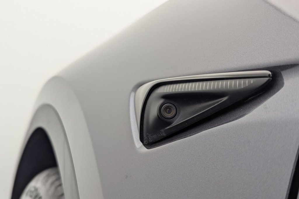 Used Tesla Model Y 2022 for sale - 77594188: Photo 45