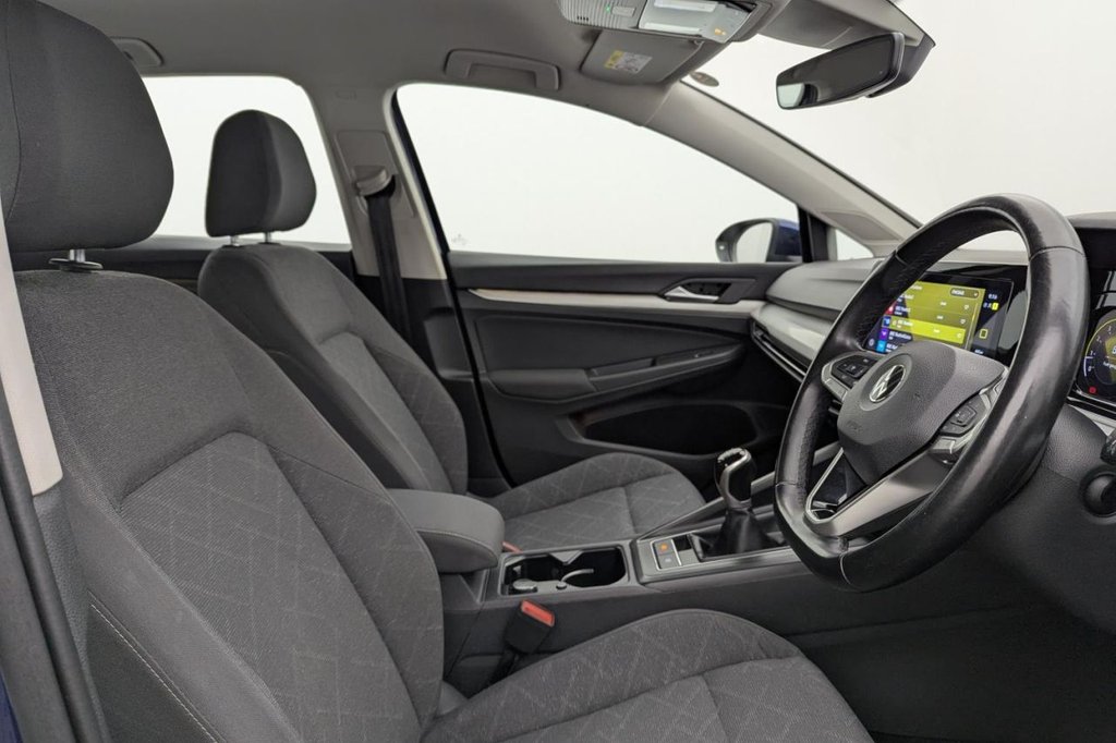 Used Volkswagen Golf 2021 for sale - 77212237: Photo 3