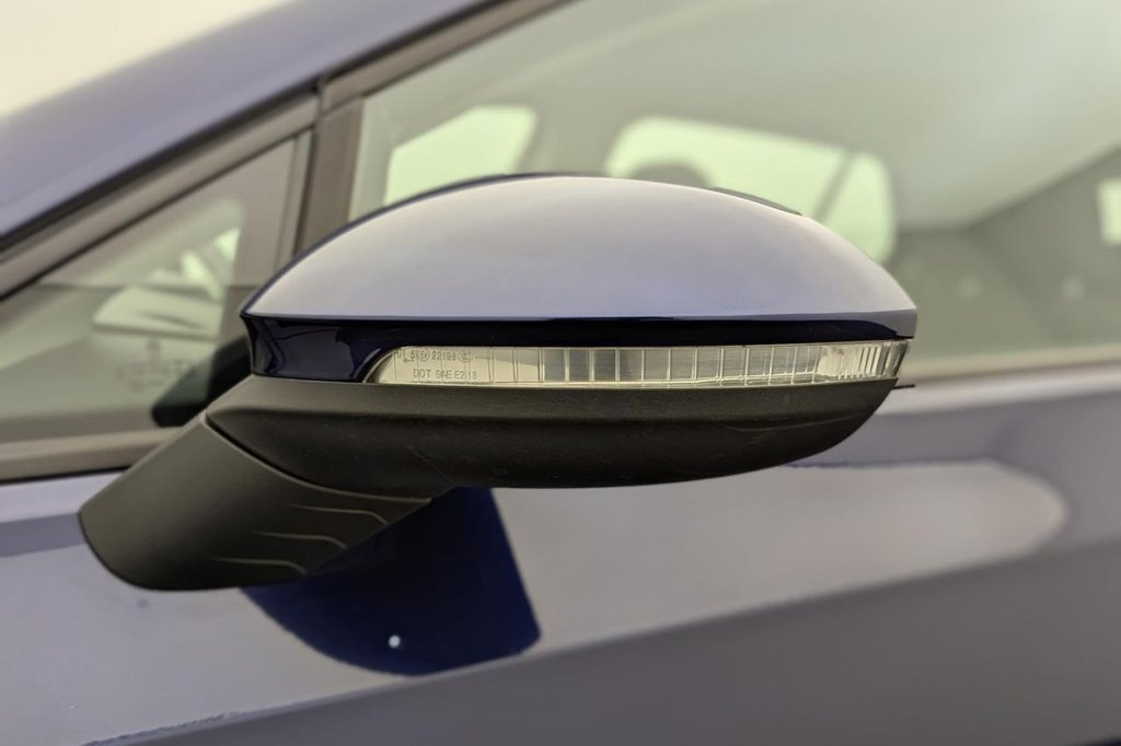 Used Volkswagen Golf 2021 for sale - 77212237: Photo 44