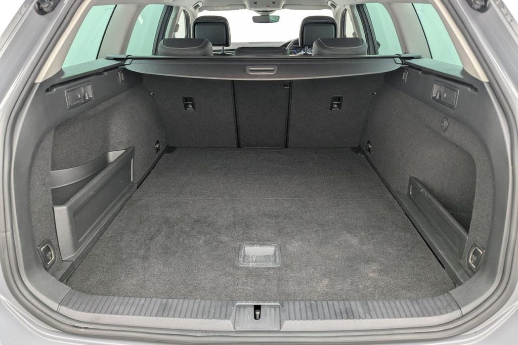 Used Volkswagen Passat 2021 for sale - 77835871: Photo 20