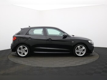 Used Audi A1 2019 for sale - 77211910: Photo