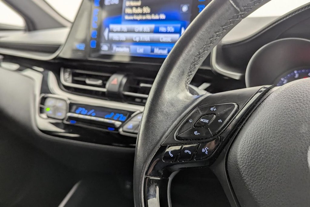 Used Toyota C-HR 2018 for sale - 78017682: Photo 14