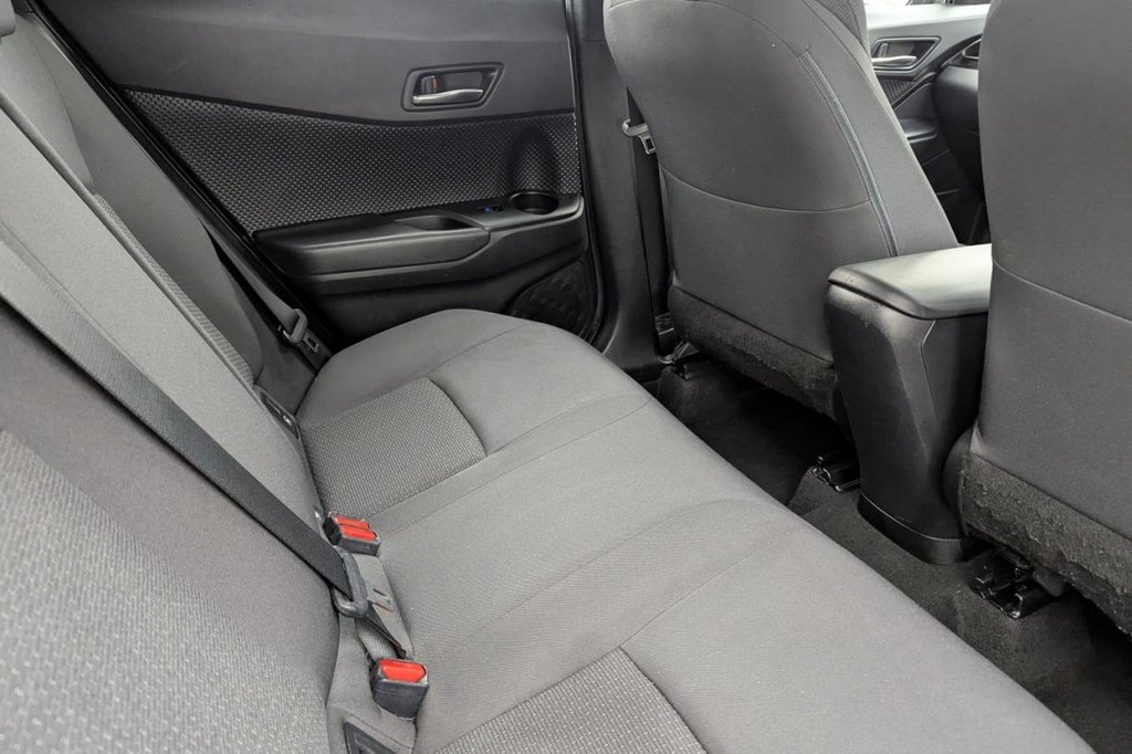 Used Toyota C-HR 2018 for sale - 78017682: Photo 17