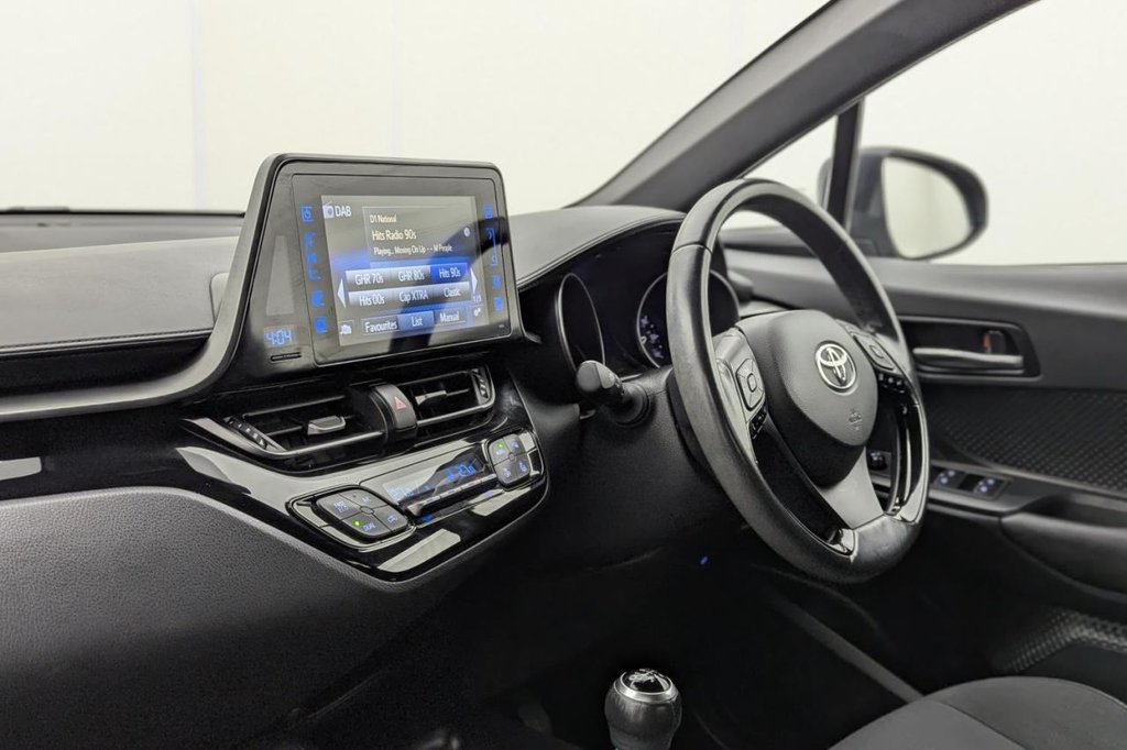 Used Toyota C-HR 2018 for sale - 78017682: Photo 26