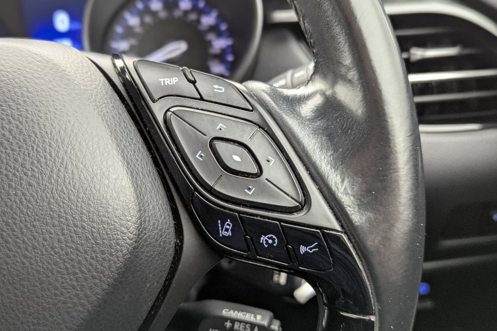 Used Toyota C-HR 2018 for sale - 78017682: Photo 35