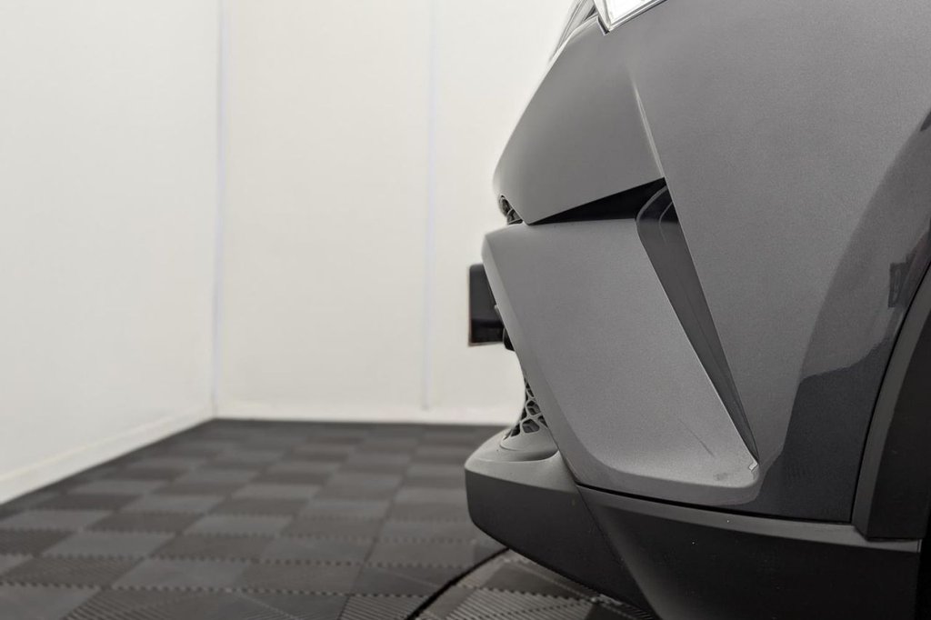 Used Toyota C-HR 2018 for sale - 78017682: Photo 45