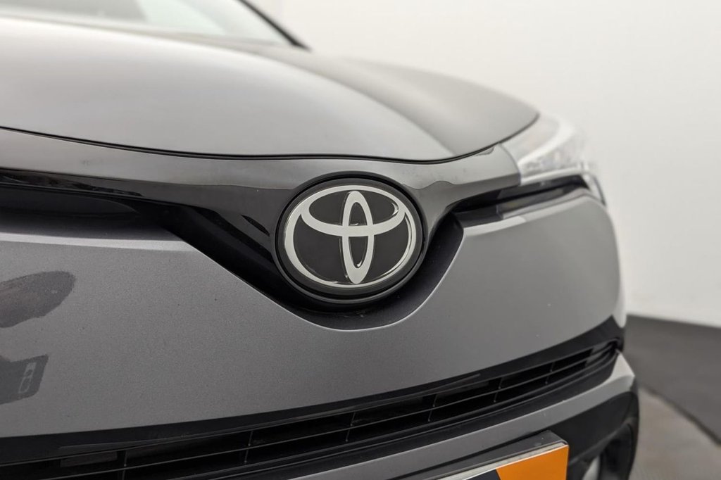 Used Toyota C-HR 2018 for sale - 78017682: Photo 47