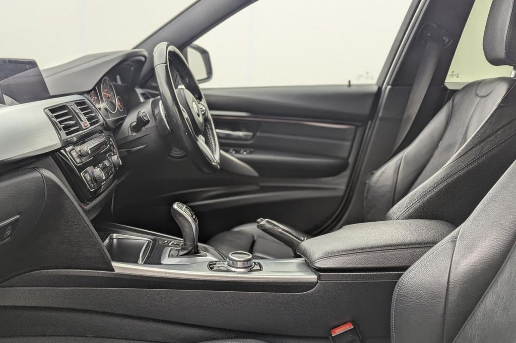 Used BMW 3 Series 2018 for sale - 77384605: Photo 24