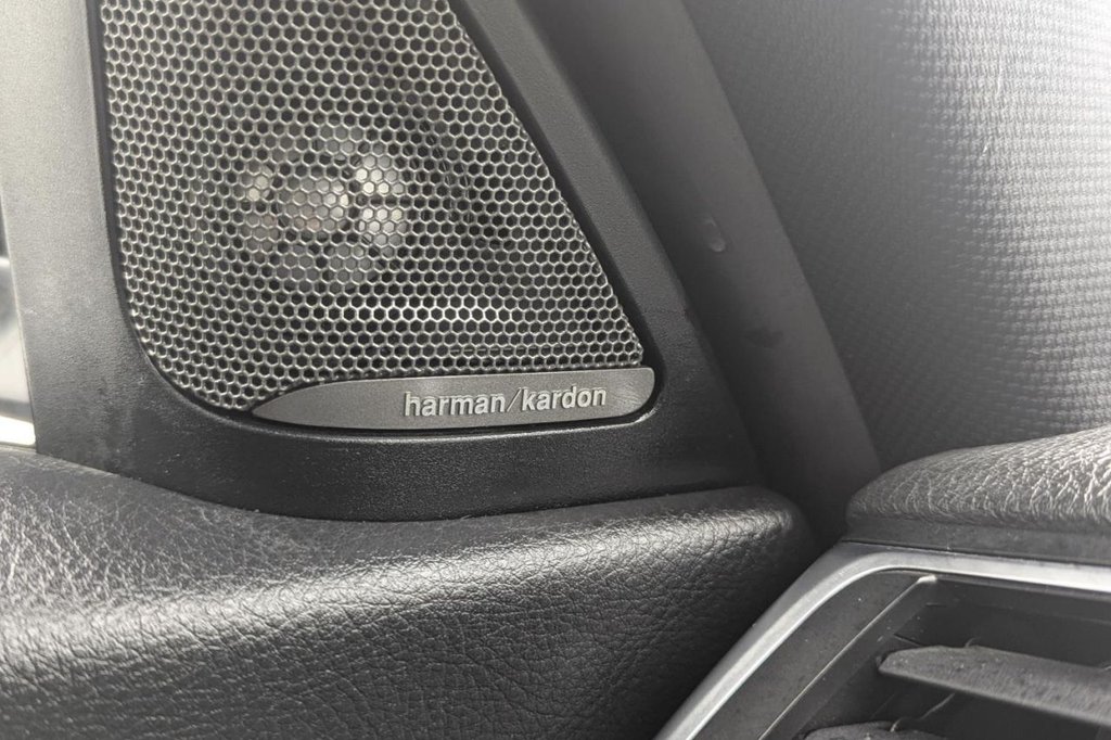 Used BMW 3 Series 2018 for sale - 77384605: Photo 31