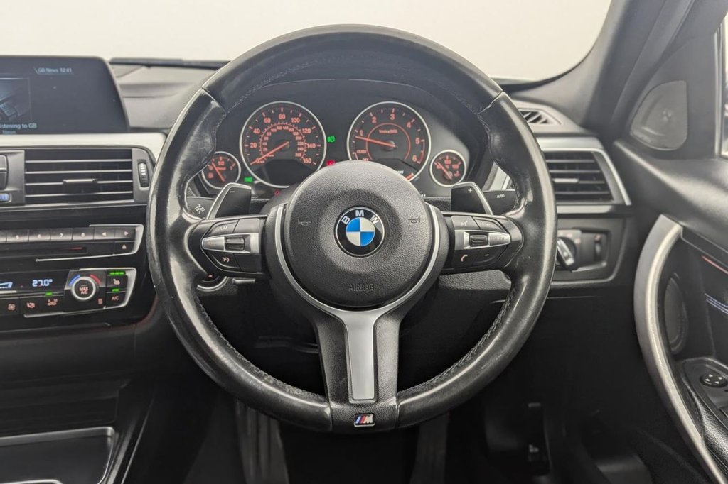 Used BMW 3 Series 2018 for sale - 77384605: Photo 32
