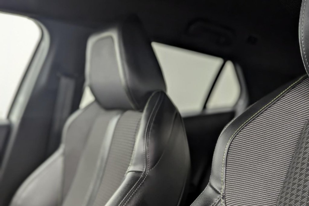 Used Peugeot 2008 2021 for sale - 77636660: Photo 30