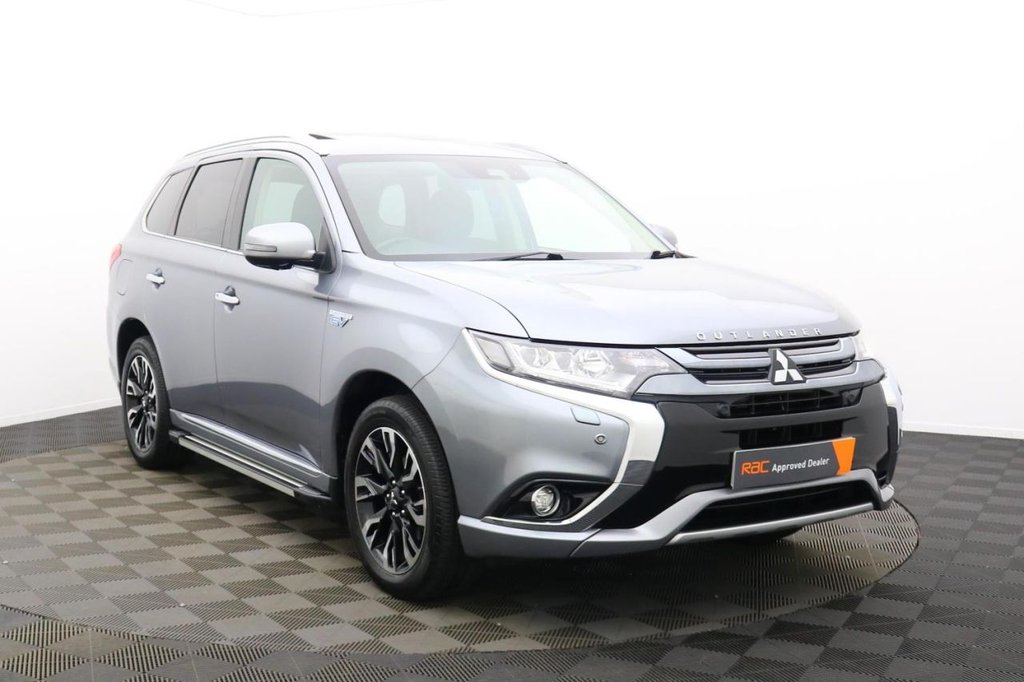 Used Mitsubishi Outlander 2017 for sale - 77212260: Photo 11