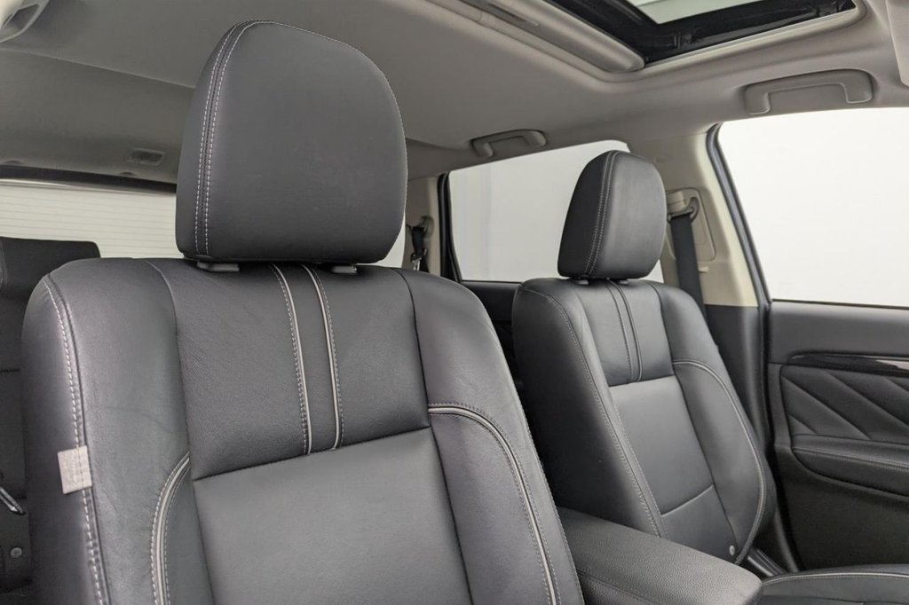 Used Mitsubishi Outlander 2017 for sale - 77212260: Photo 14