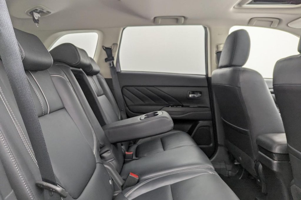 Used Mitsubishi Outlander 2017 for sale - 77212260: Photo 15