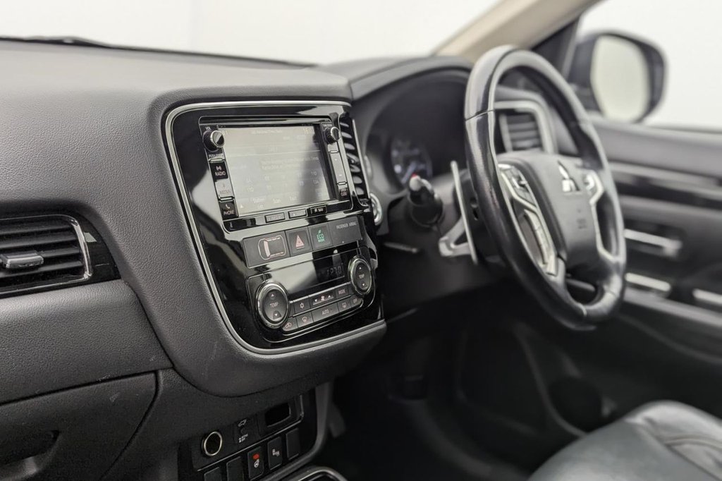 Used Mitsubishi Outlander 2017 for sale - 77212260: Photo 23