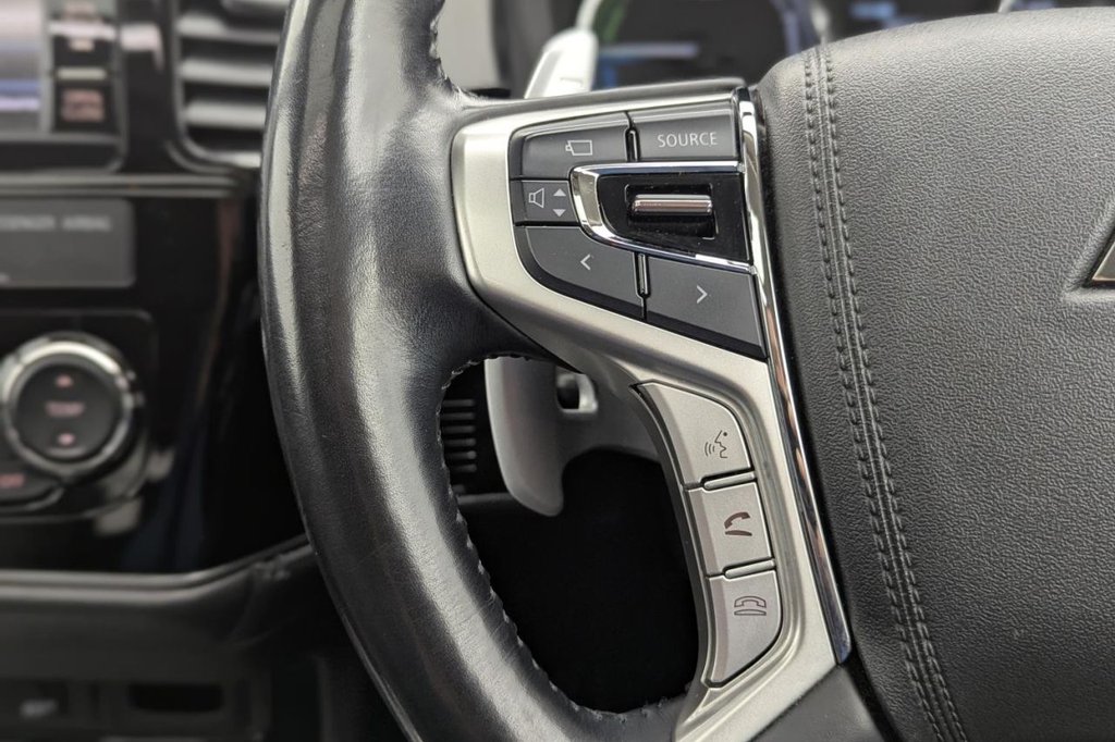 Used Mitsubishi Outlander 2017 for sale - 77212260: Photo 30