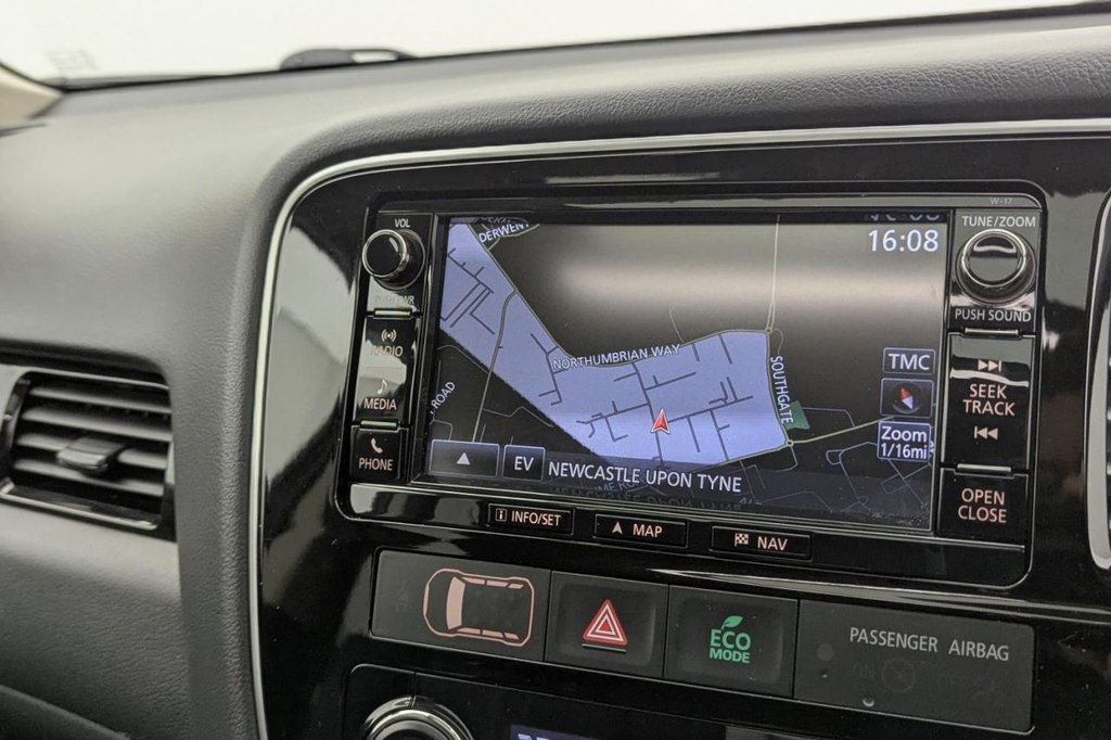 Used Mitsubishi Outlander 2017 for sale - 77212260: Photo 37