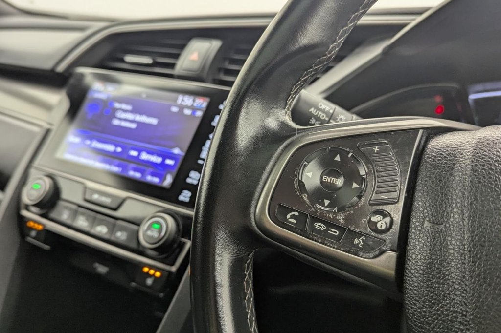 Used Honda Civic 2018 for sale - 77621793: Photo 13