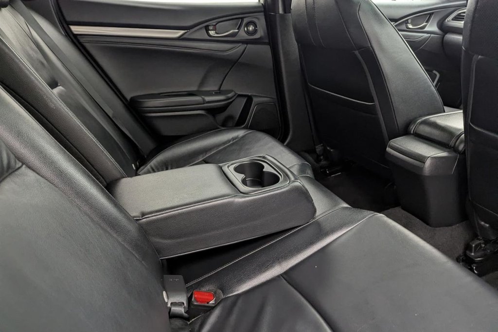 Used Honda Civic 2018 for sale - 77621793: Photo 17