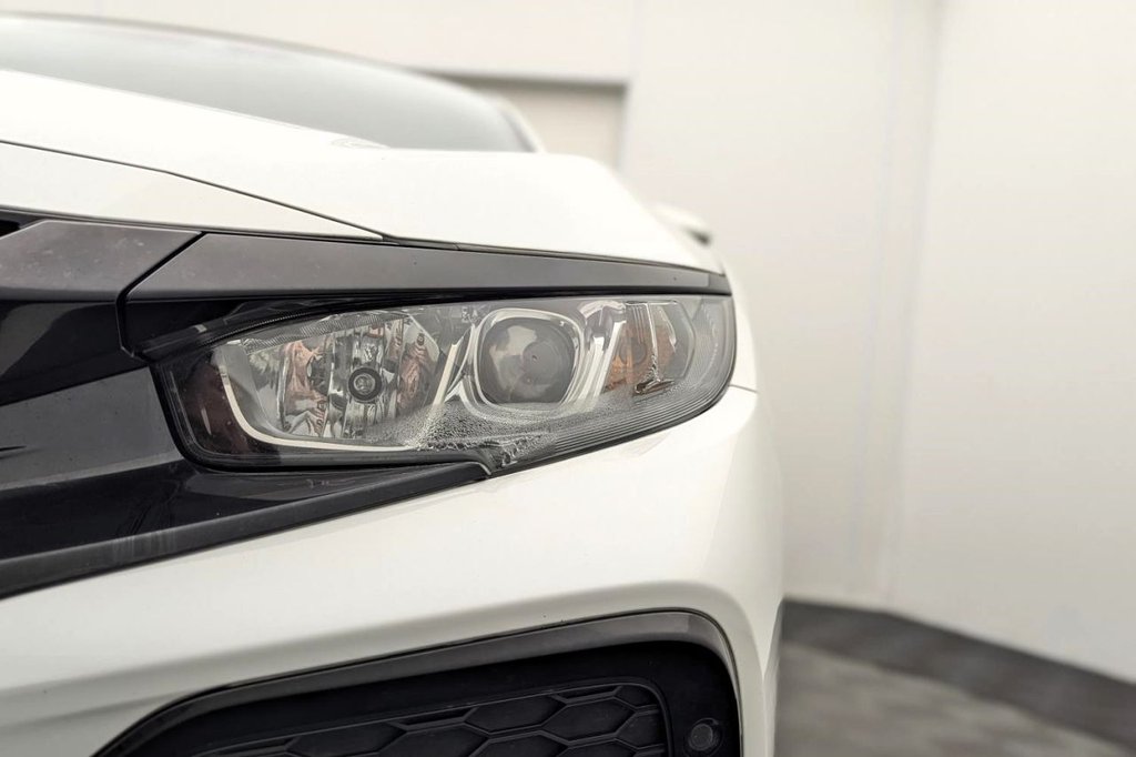 Used Honda Civic 2018 for sale - 77621793: Photo 44