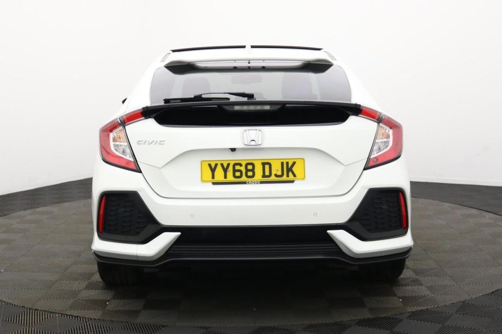 Used Honda Civic 2018 for sale - 77621793: Photo 6