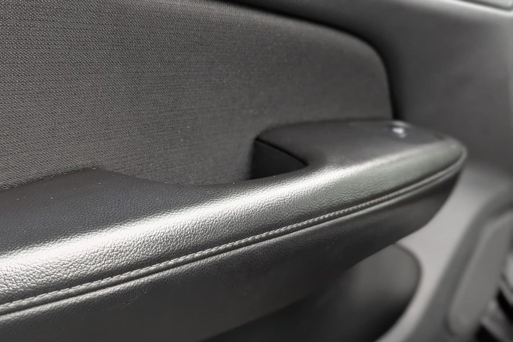 Used Volvo V60 2019 for sale - 77212040: Photo 31