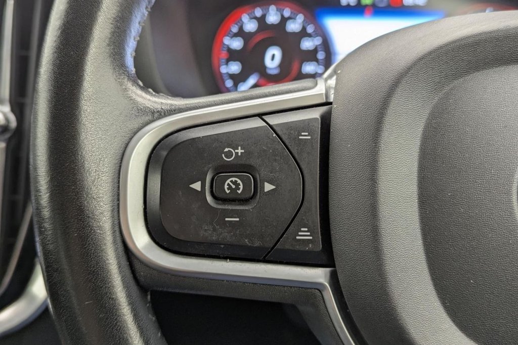 Used Volvo V60 2019 for sale - 77212040: Photo 33