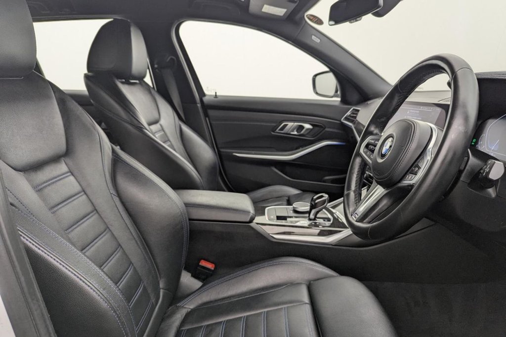 Used BMW 3 Series 2021 for sale - 77211876: Photo 3