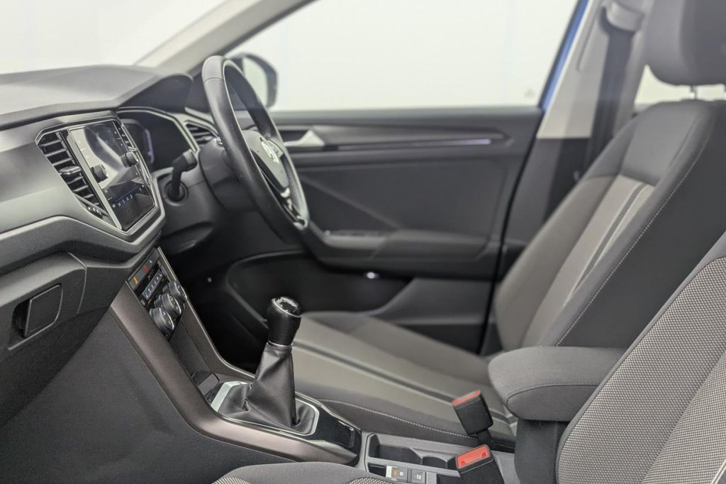 Used Volkswagen T-Roc 2019 for sale - 78017103: Photo 24