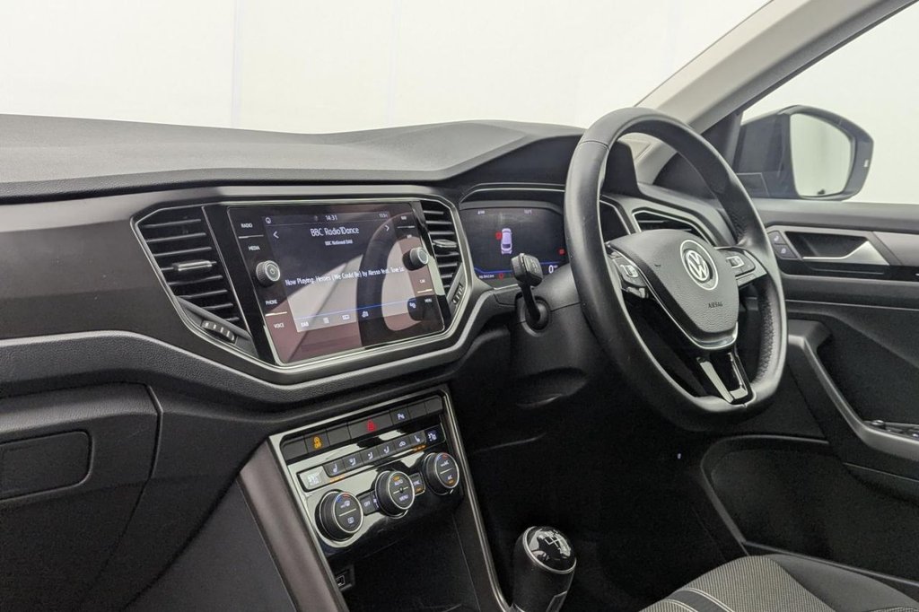 Used Volkswagen T-Roc 2019 for sale - 78017103: Photo 25