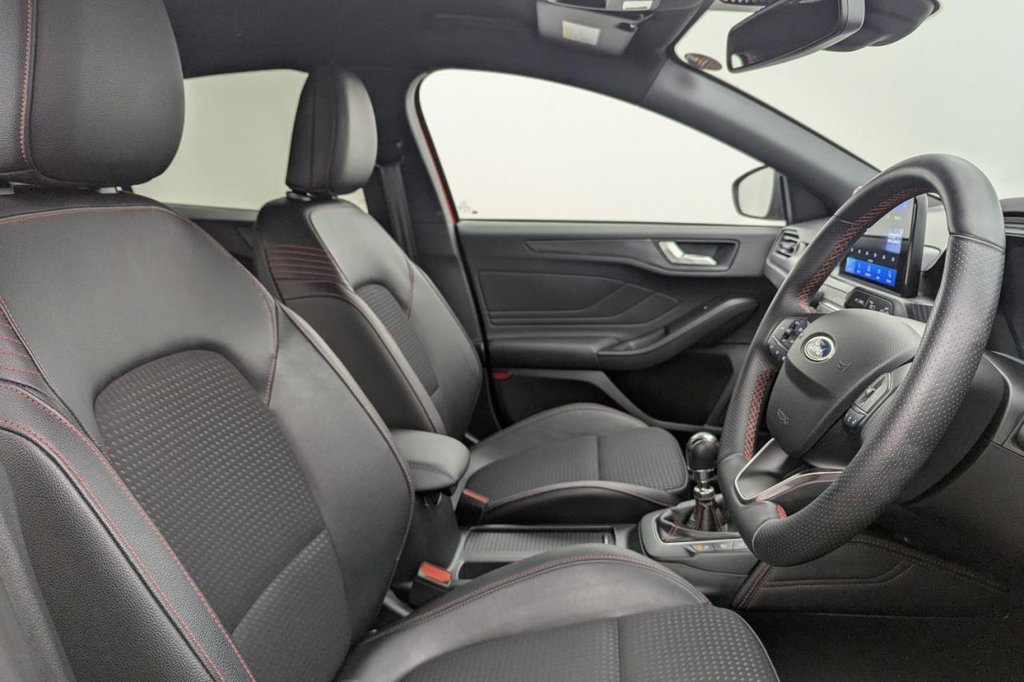 Used Ford Focus 2019 for sale - 77212352: Photo 3