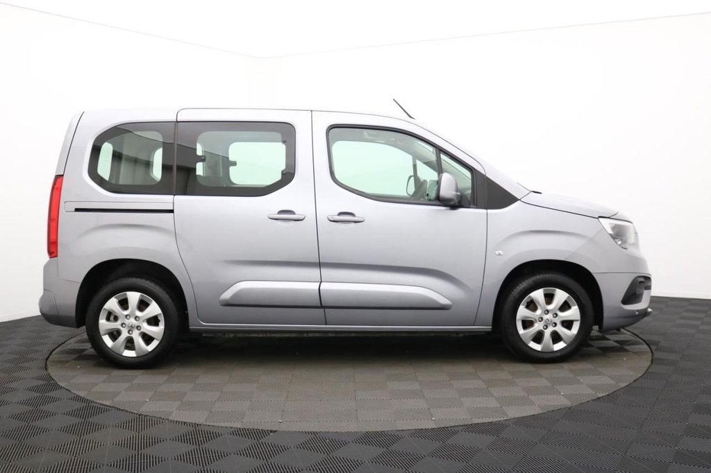 Used Vauxhall Combo Life 2019 for sale - 77211913: Photo 2